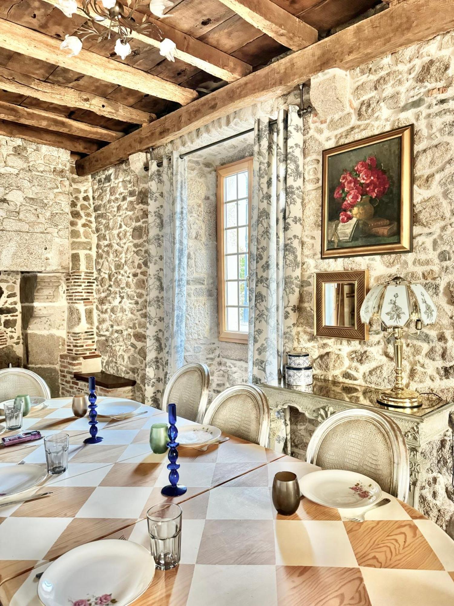 Manoir Medieval Art Deco - Logis Des 3 Artistes Sevremont Zewnętrze zdjęcie